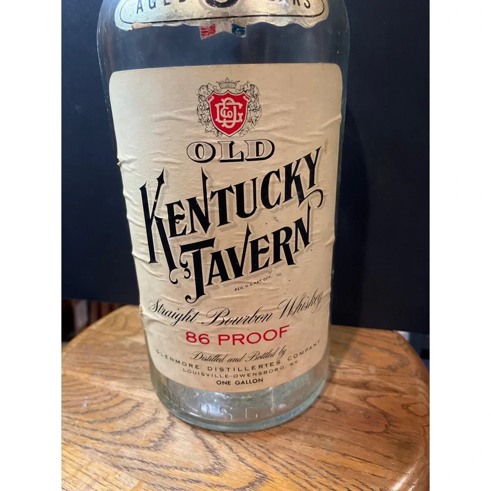 Vintage Old Kentucky Tavern 1 Gallon Glass Whiskey Bottle Empty 86 Proof 19 Inch